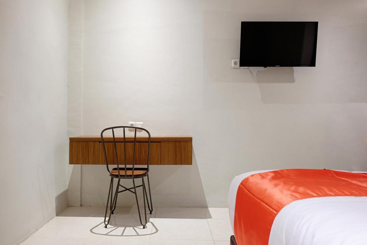 Super Oyo 2756 Anata Hotel Makassar Exterior photo